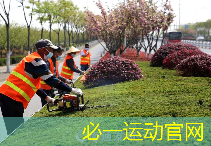网球拍面90穿多少磅